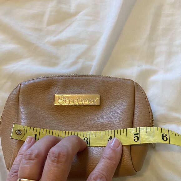 Senegence beige pebble‎ finish  - NWOT - Picture 4 of 5